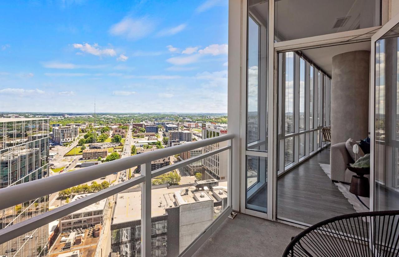Placemakr Premier Sobro แนชวิลล์ ภายนอก รูปภาพ View from a balcony
